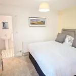 Sawmill Cottage, Water